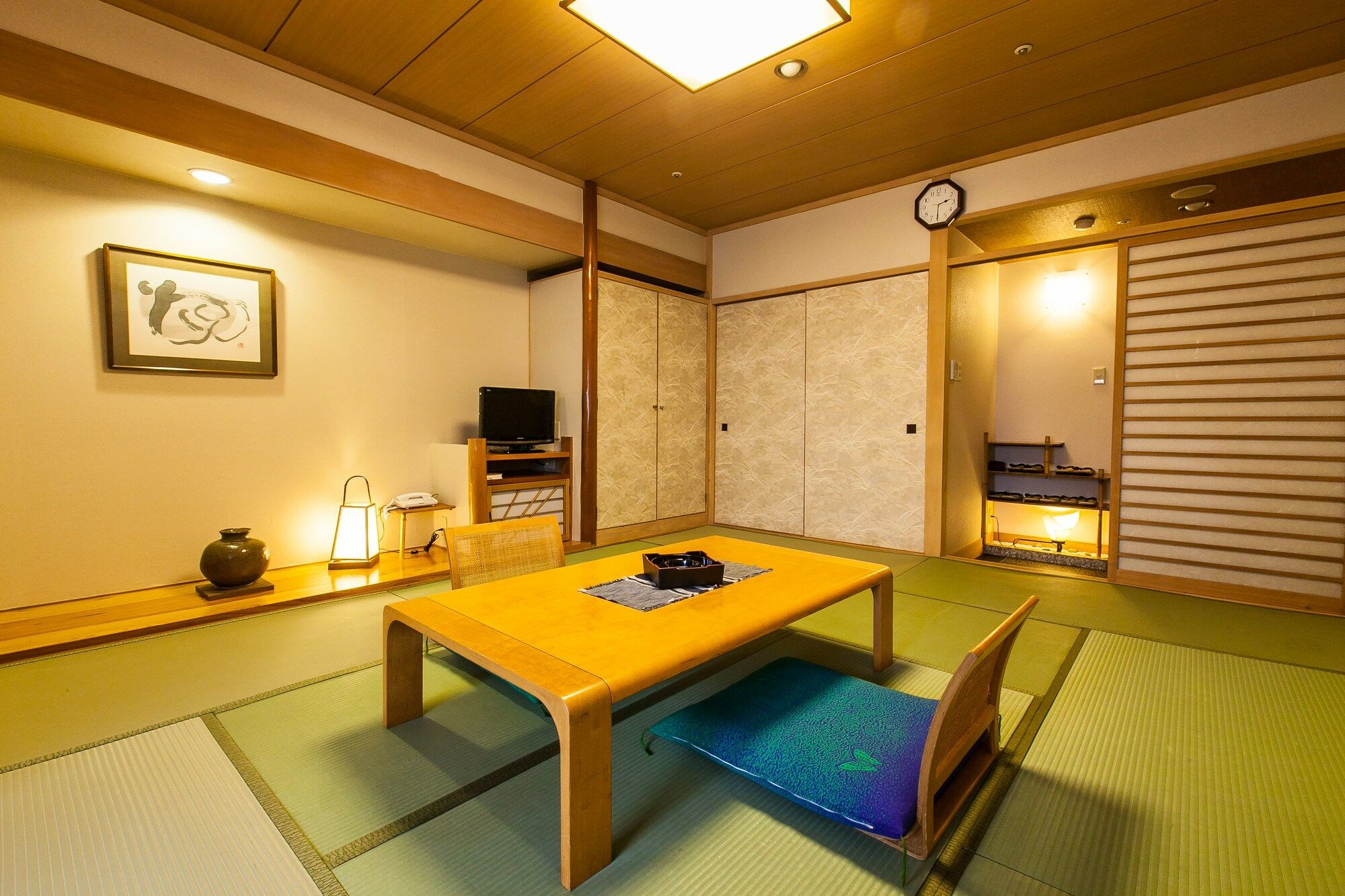Tosagyoen Hotel Kōchi Buitenkant foto